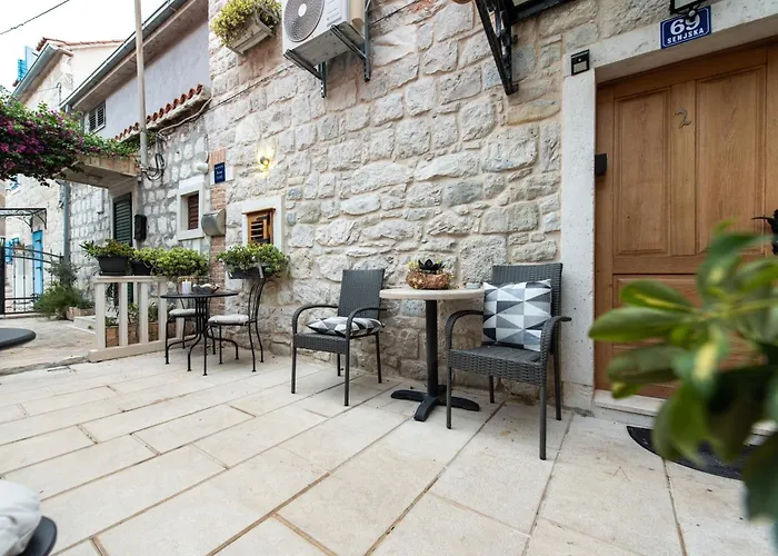 Appartement & Laura *